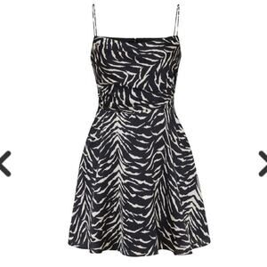 NWT Autumn Adeigbo Jules Dress in White Tiger Sz 6 MSRP $565